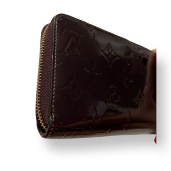 Louis Vuitton Vernis Zippy Wallet Rouge Fauviste - Picture 13 of 15